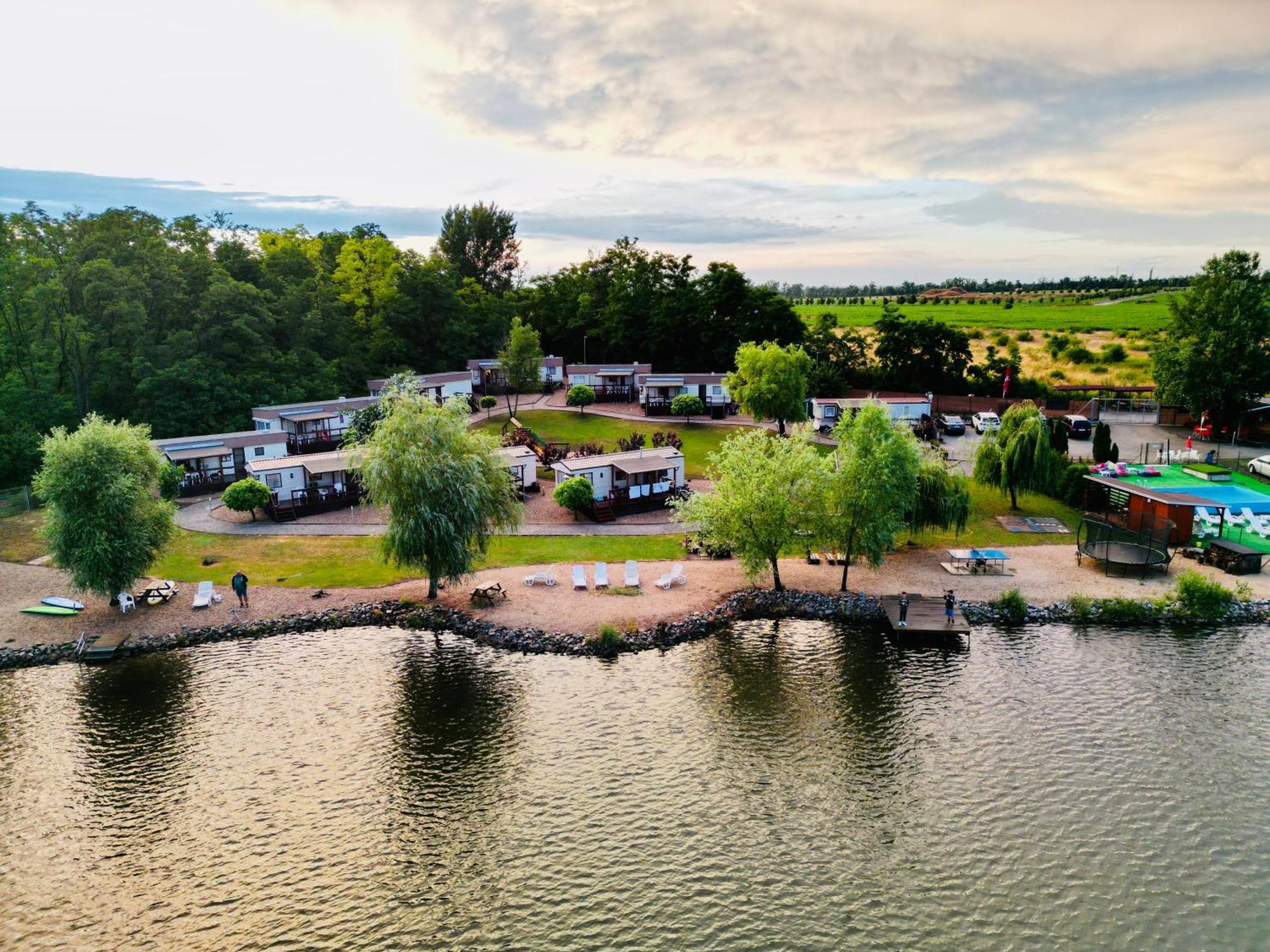 הוילה Panorama Garden פאסוהלבקי מראה חיצוני תמונה